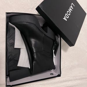 LAMODA platform boots
